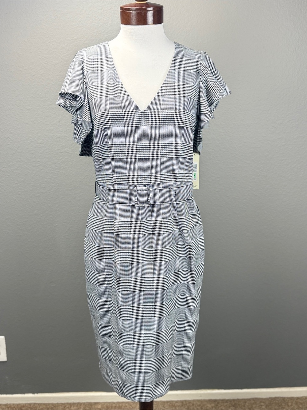 Eliza J NWT Black White Plaid Jacquard Flutter Sleeve Belted Sheath Dress Sz 8